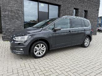 Volkswagen Touran FACELIFT 1.5 TSI 150PK DSG7 Highline 7-Personen picture 2