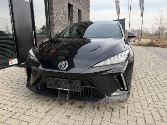 MG MG4 Long Range 64kWh 245PK Aut. Luxury picture 4