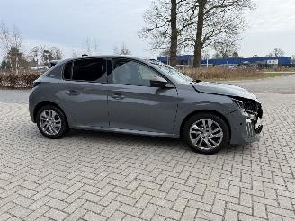 Peugeot 208 NEW MOD. 1.2 PureTech 101PK EAT8 Aut. Allure picture 8