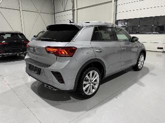 Volkswagen T-Roc 1.5 TSI 150PK DSG7 R-Line picture 4