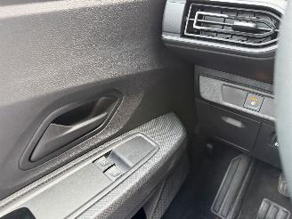 Dacia Sandero 1.0 TCe 91PK Essential picture 26