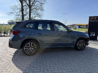 BMW iX1 eDrive20 67kWh 204PK M-Sport picture 9