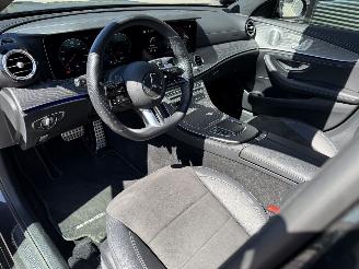Mercedes E-klasse Estate E300e 320PK AMG PANO FULL OPTIONS! picture 18