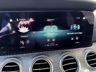 Mercedes E-klasse Estate E300e 320PK AMG PANO FULL OPTIONS! picture 28