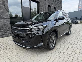 DFSK Navor E5 Luxury 1.5 PHEV 218PK Aut. 7-Personen! picture 3
