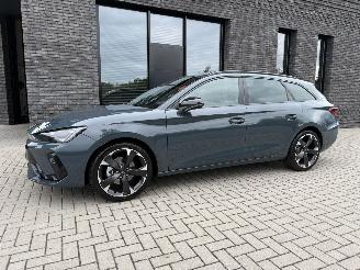 Cupra Leon ST NEW! 1.5 eTSI 150PK DSG7 picture 2