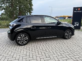 Peugeot 208 1.2 PureTech 101PK Allure picture 9