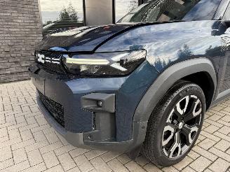 Dacia Bigster 1.8 Hybrid 155 Aut. Limited Edition PANO VOL! picture 39