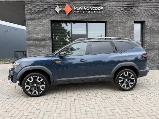 Vaurioauto  passenger cars Dacia Bigster 1.8 Hybrid 155 Aut. Limited Edition PANO VOL! 2025/6