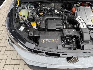 Renault Captur E-Tech NEW MODEL! 1.8 Hybrid 160PK Aut. Techno picture 44