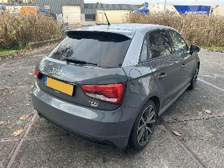 Audi A1 1.0 TFSI Automaat! Advance sport! picture 3