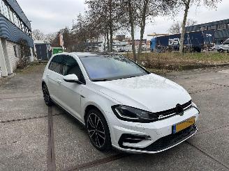škoda osobní automobily Volkswagen Golf 1.5 TSI DSG R-Line 2018/1
