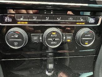 Volkswagen Golf 1.5 TSI DSG R-Line picture 17