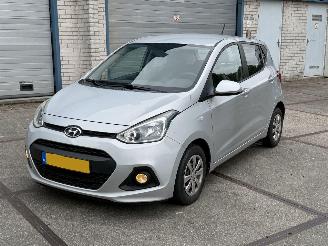 Schadeauto Hyundai  I10 Clima! 92785 KM NAP! 2016 2016/5