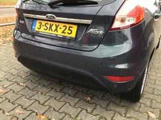 Ford Fiesta 1.6 tdci lease titanium volle auto met lichte zeer schade picture 19
