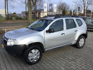 Coche accidentado Dacia Duster 1.6 ambiance 2wd  met lichte schade 2011/3