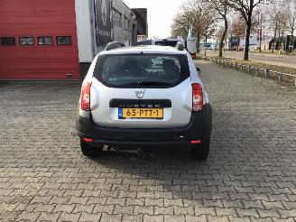 Dacia Duster 1.6 ambiance 2wd  met lichte schade picture 5