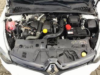 Renault Clio 1.5 DCI ecoleader life met zeer lichte schade picture 13
