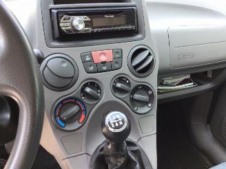 Fiat Panda 1.1 active plus picture 6
