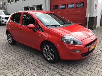 Unfallwagen Fiat Punto EVO 0.9 Sempre  zeer lichte schade 2018/11