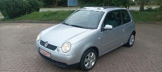  Volkswagen Lupo Bj:02-2003 1e-eigenaar 1.4benzine Cambridge uitvoering Elektrische ramen Elek schuifdak Leren stuurwiel Centrale vergrendeling Orginele vw velgen 2003/2