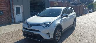 Vaurioauto  passenger cars Toyota Rav-4 Bj:01-2018 2.5-Hybrid Edition-S Full-Led koplampen Blindspot 360-camera Navigatie Climatecontrol CruiseControl Stoelverwarming Elektrische achterklep 2018/1