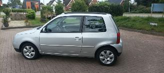 Volkswagen Lupo Cambridge Edition 1.4-Mpi 1e eigenaar (1945) Elektrische ramen Schuifdak centrale vergrendeling Leren stuurwiel 14 inch Cambridge velgen picture 4