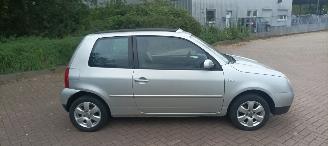 Volkswagen Lupo Cambridge Edition 1.4-Mpi 1e eigenaar (1945) Elektrische ramen Schuifdak centrale vergrendeling Leren stuurwiel 14 inch Cambridge velgen picture 2