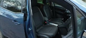 Opel Meriva 1.4-Turbo 140pk Automatik Innovation uitvoering Navi Climatecontrol CruiseControl Stoelverwarming stuurwiel met verwarming trekhaak Achteruitrijcamera privacy glas Mistlampen Led-Dagrijverlichting picture 23