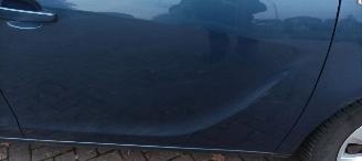 Opel Meriva 1.4-Turbo 140pk Automatik Innovation uitvoering Navi Climatecontrol CruiseControl Stoelverwarming stuurwiel met verwarming trekhaak Achteruitrijcamera privacy glas Mistlampen Led-Dagrijverlichting picture 29