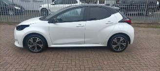 Toyota Yaris Bj:11-2024 1.5-Hybrid HEV Facelift Digitale Cockpit full-Led Parelmoer Lak picture 8
