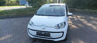 Avarii autoturisme Volkswagen  Bj: 12-2013 1.0-Mpi Move Airconditioning stoelverwarming Elektrische ramen Leder stoelen 2013/12