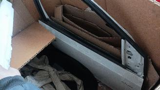 Volkswagen  Bj: 12-2013 1.0-Mpi Move Airconditioning stoelverwarming Elektrische ramen Leder stoelen picture 21