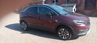 Opel Crossland 1.2-Turbo Automatik Navigatie Climatecontrol CruiseControl Leren-Stuurwiel Regensensor Lichtautomaat Privacyglas Led-Koplampen Half-Leren bekleding Stoelverwarming Trekhaak Mistlampen picture 2