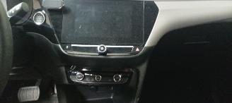 Opel Corsa-E Corsa Elektro Edition Climatecontrol CruiseControl Digital Cockpit groot Display Apple CarPlay MirrorLink Achteruitrijcamera picture 15