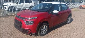  Citroën C3 Bj:11-2022 26000km 1.2-benzine 83pk Airconditioning Led verlichting Dab-audio CruiseControl Stoelverwarming mistlampen Bi-Color 2022/11