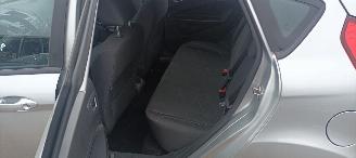 Ford Fiesta 1.5-TDCI euro-6 Airconditioning stoelverwarming Led koplampen elektrische inklapbare buitenspiegels Parkeersensoren voor& achter picture 15