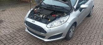 Ford Fiesta 1.5-TDCI euro-6 Airconditioning stoelverwarming Led koplampen elektrische inklapbare buitenspiegels Parkeersensoren voor& achter picture 23