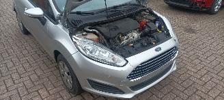 Ford Fiesta 1.5-TDCI euro-6 Airconditioning stoelverwarming Led koplampen elektrische inklapbare buitenspiegels Parkeersensoren voor& achter picture 25