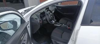 Mazda 2 1.5-Automatik Facelift Homura Climatecontrol CruiseControl Apple CarPlay MirrorLink Achteruitrijcamera Full led koplampen Stoelverwarming stuurwiel met verwarming Achteruitrijcamera picture 14