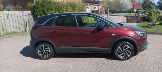 Opel Crossland Innovation 1.2-Turbo 110pk Automaat Navi Led Climatecontrol CruiseControl Stoelverwarming Lichtautomaat Privacyglas Stuurwiel met verwarming inklapbare buitenspiegels Dimmende binnenspiegel Half leren bekleding trekhaak 16-inch Opel velgen picture 2