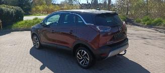 Opel Crossland Innovation 1.2-Turbo 110pk Automaat Navi Led Climatecontrol CruiseControl Stoelverwarming Lichtautomaat Privacyglas Stuurwiel met verwarming inklapbare buitenspiegels Dimmende binnenspiegel Half leren bekleding trekhaak 16-inch Opel velgen picture 5
