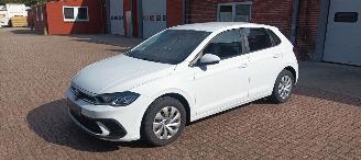 Schadeauto Volkswagen Polo Bj:01-2026 1.0-Benzine Full-Led koplampen Digitaal Dashboard Stoelverwarming Lichtautomaat cruisecontrol Dab Radio Parkeersensoren voor en achter Elektrische ramen 4x elektrische buitenspiegels met verwarming Start-Stop Drivelane 2026/1
