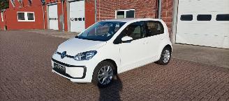 damaged passenger cars Volkswagen Up! Bj:08-2019 Move Up! 1.0-mpi Airconditioning Navigatie-Houder Cruisecontrol Drivelane assistent Lichtautomaat Regensensor Boordcomputer Elektrische ramen Centrale vergrendeling met afstandsbediening Start-Stop systeem 15-inch velgen Parkeersensoren Led-dag 2019/8