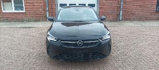krockskadad bil auto Opel Corsa Bj:07-2020 1.2 Navigatie Full-Led koplampen Cruisecontrol Stoelverwarming stuurwiel met verwarming Lichtautomaat Regensensor Automatische dimmende binnenspiegel Parkeersensoren Achteruitrijcamera privacy glas 2020/12
