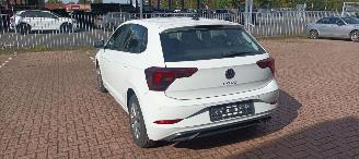 Volkswagen Polo Bj:01-2026 1.0Mpi Full-Led koplampen Cruisecontrol Digital Cockpit Stoelverwarming Lichtautomaat 4xElektrische ramen Elektrische-spiegels met verwarming Centrale vergrendeling met afstandsbediening Start-Stop Drivelane Parkeersensoren voor en achter picture 7