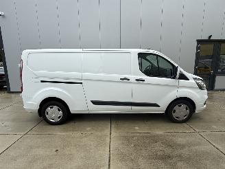 Ford Transit Custom 320 2.0 TDCI L2H2-NAVI-AIRCO picture 7
