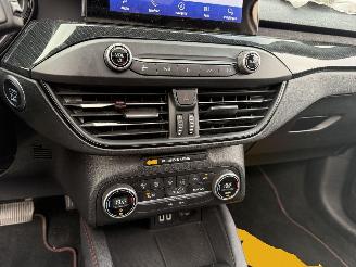 Ford Focus 1.5 Ecoboost 150 PK ST-LINE BUSINESS -AUTOMAAT-PANO picture 18