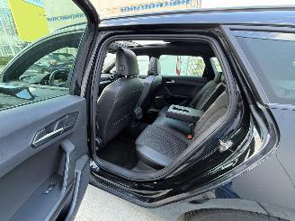 Seat Leon 2.0 TDI FR Business Intense AUTOMAAT-PANO-NAVI picture 9
