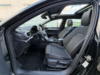 Seat Leon 2.0 TDI FR Business Intense AUTOMAAT-PANO-NAVI picture 8
